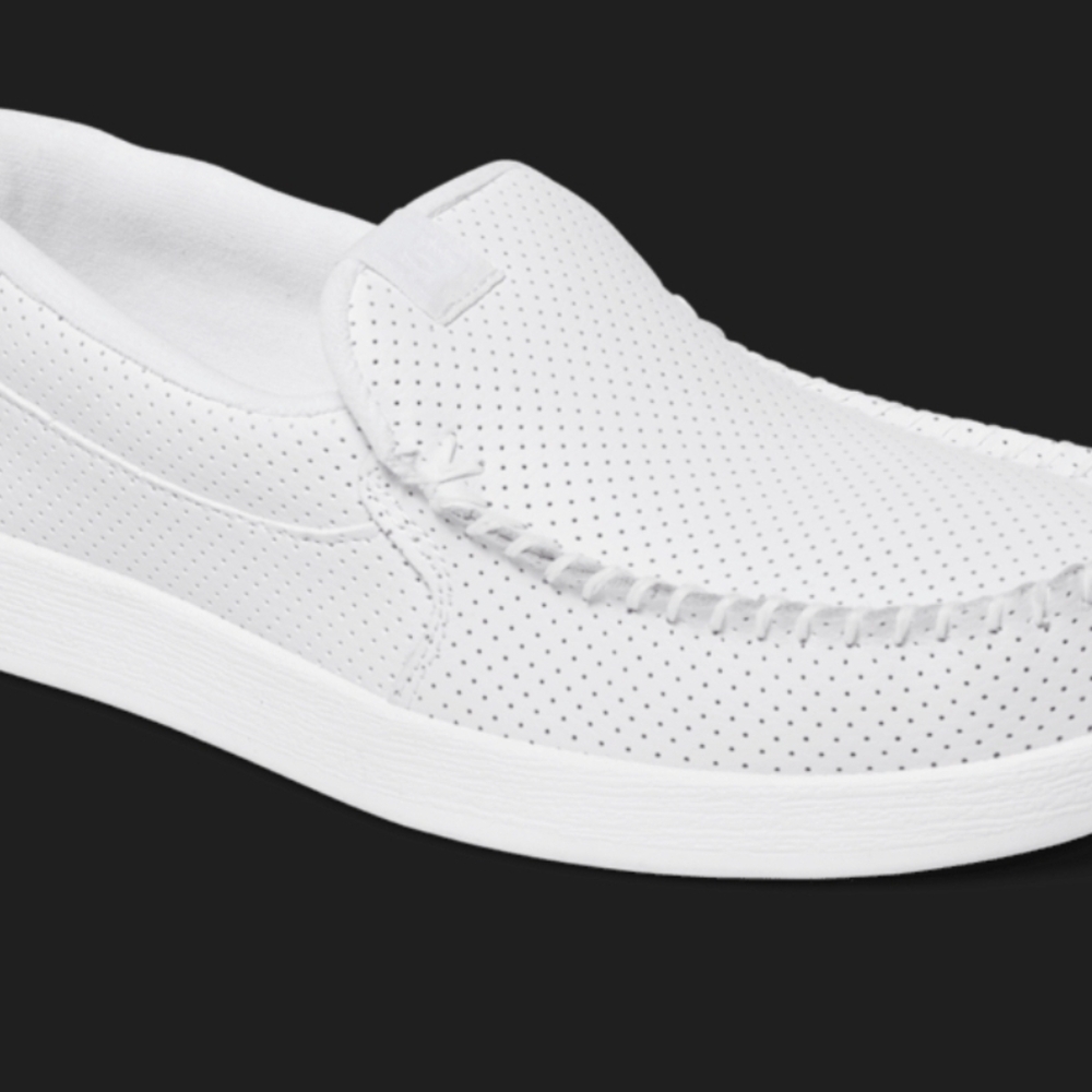 Men's White DC Villain Size 7